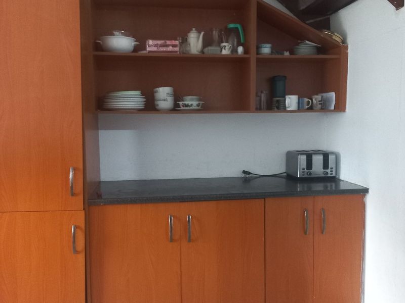 This 3 bedroom semi-detached duplex family home is perfactly located close to all amenities in Belhar - Photo 8