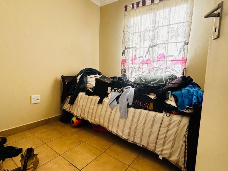 Cosy Alberton home in Sky City living - Photo 9