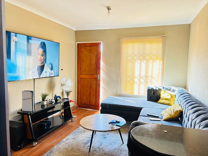THIS NEATLY 2BEDROOM HOUSE FOR SALE AT SKY CITY  - Photo 9