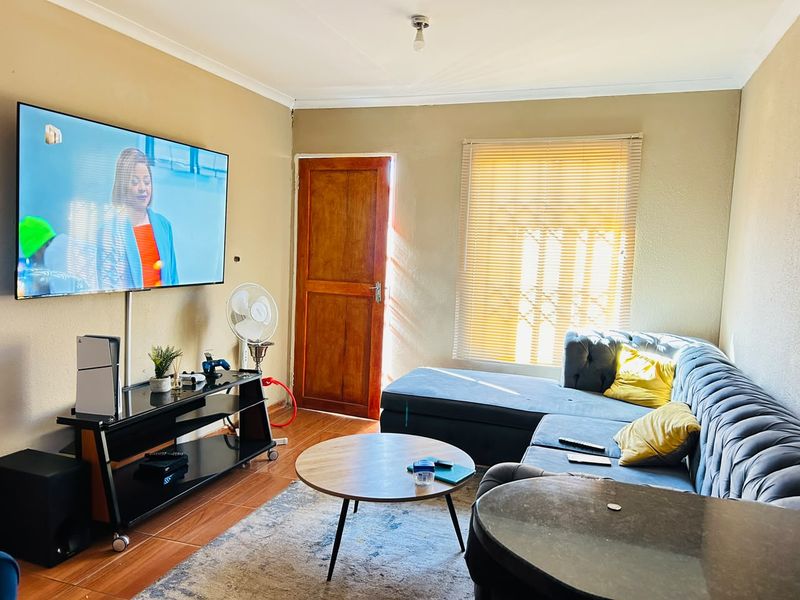 THIS NEATLY 2BEDROOM HOUSE FOR SALE AT SKY CITY  - Photo 10