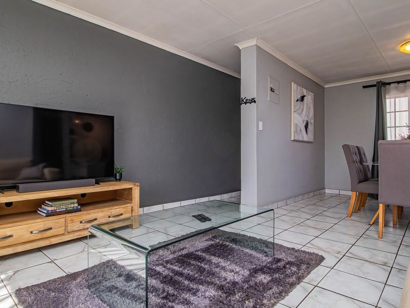 Spacious 2 Bedroom Apartment with Excellent Lifestyle Amenities - Photo 5