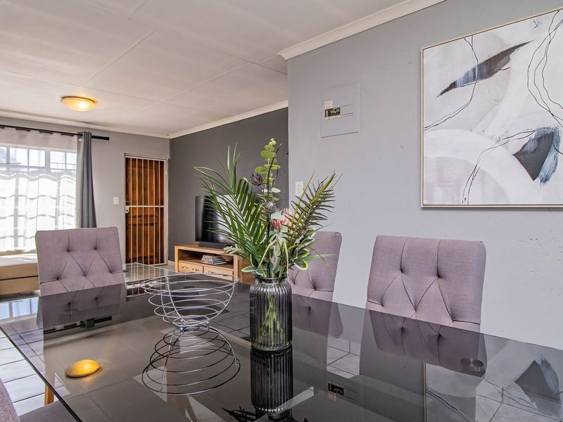 Spacious 2 Bedroom Apartment with Excellent Lifestyle Amenities - Photo 6