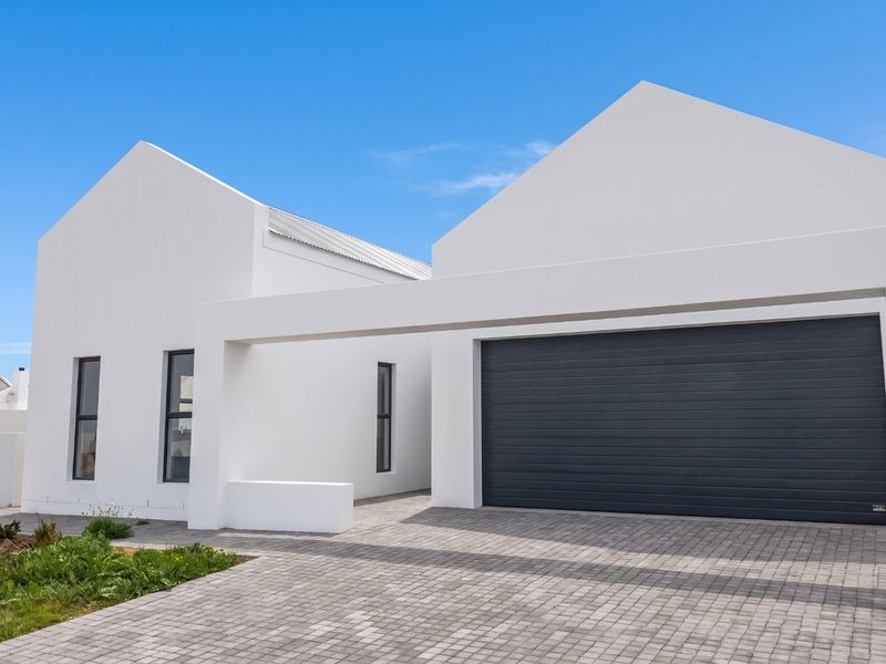 Stop settling for basic floor plans when you can own a modern coastal home with customizable finishes. - Photo 1