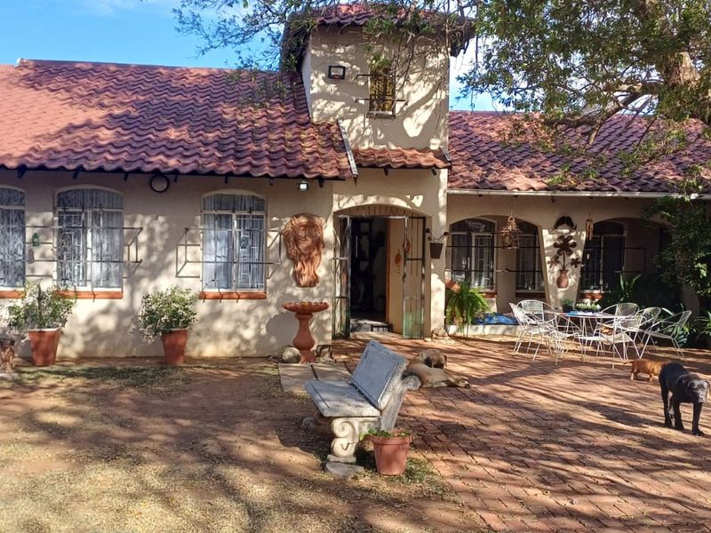 Spacious 3-Bedroom Family Home with Flatlet in Prime Flamwood - Photo 1