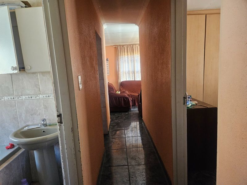 3 Bedroom house for sale - Photo 7