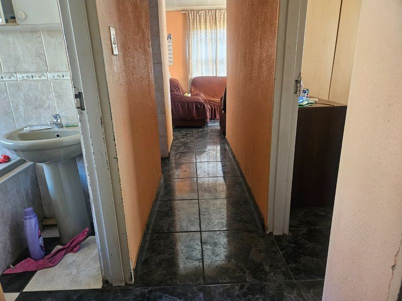3 Bedroom house for sale - Photo 6