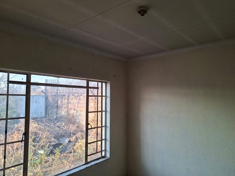 3 bedroom house for sale in capital park pretoria - Photo 7