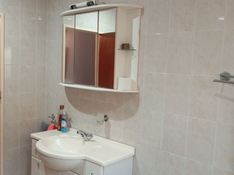 SPACIOUS DOUBLE-STOREY CORNER PROPERTY – PERFECT FOR INVESTORS OR LARGE FAMILIES! - Photo 5