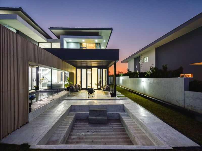 Extraordinary Masterpiece on Green Belt in Lombardy Estate (Pretoria East) - Photo 6