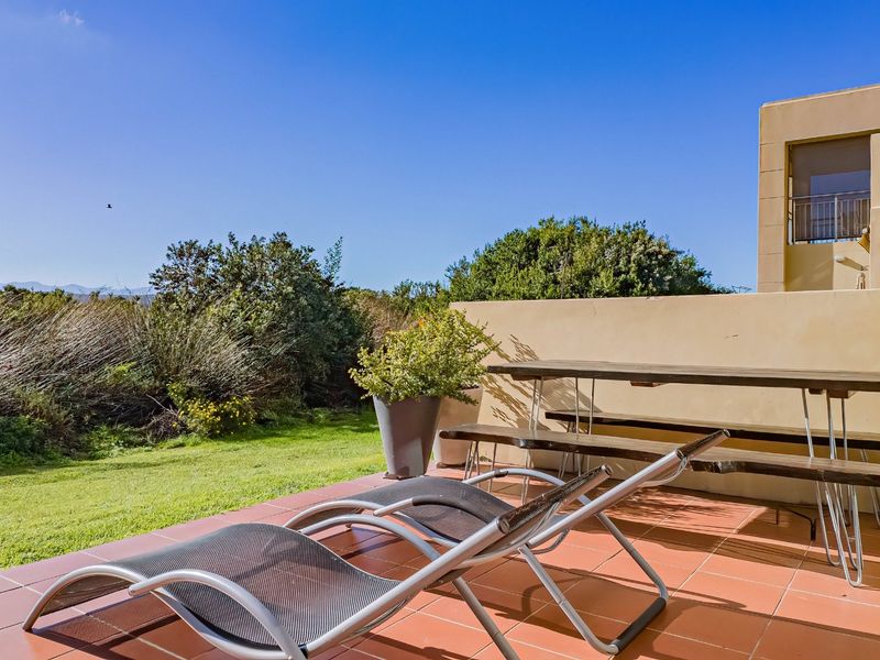 Renovated Ground-Floor Gem at Goose Valley Golf Estate! - Photo 7