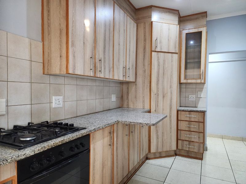 4 bedroom house in Oudorp - Photo 5