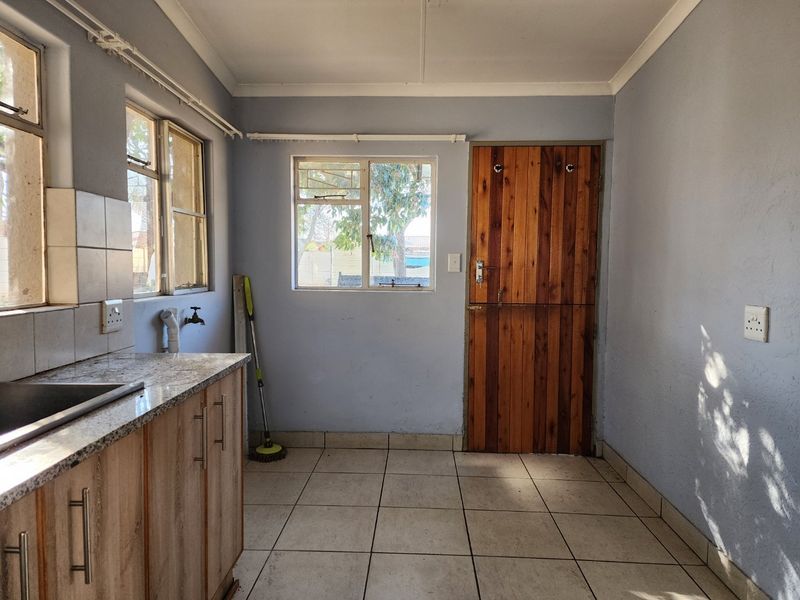 4 bedroom house in Oudorp - Photo 7