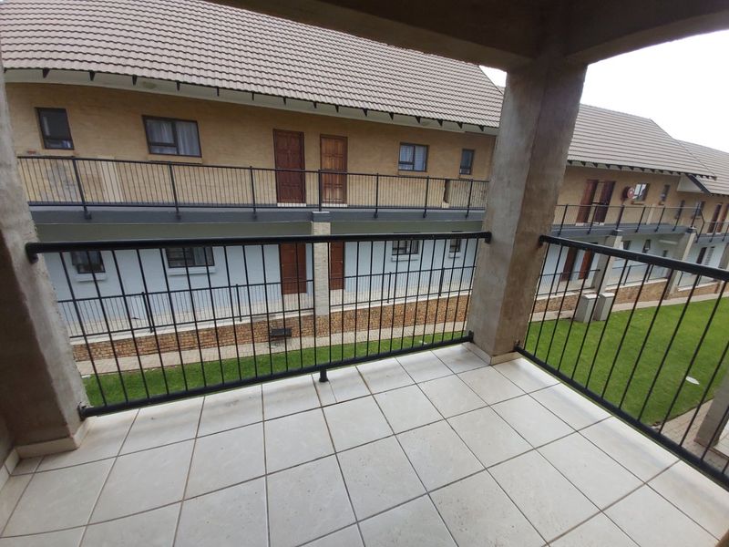 Apartment for sale in safe and secure security complex. - Photo 10