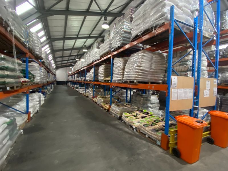 3170m2 Industrial space to let  - Photo 3