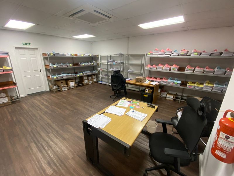 3170m2 Industrial space to let  - Photo 9