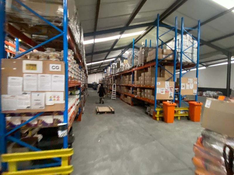3170m2 Industrial space to let  - Photo 6