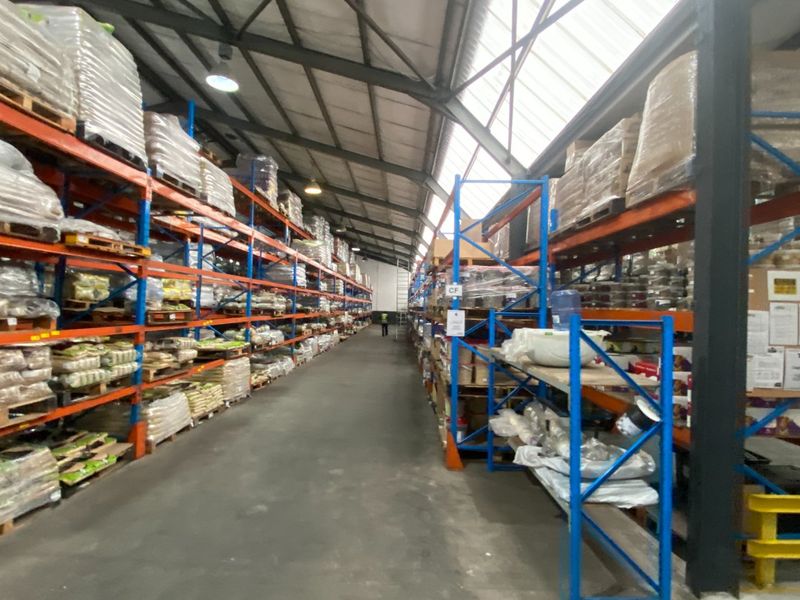 3170m2 Industrial space to let  - Photo 4