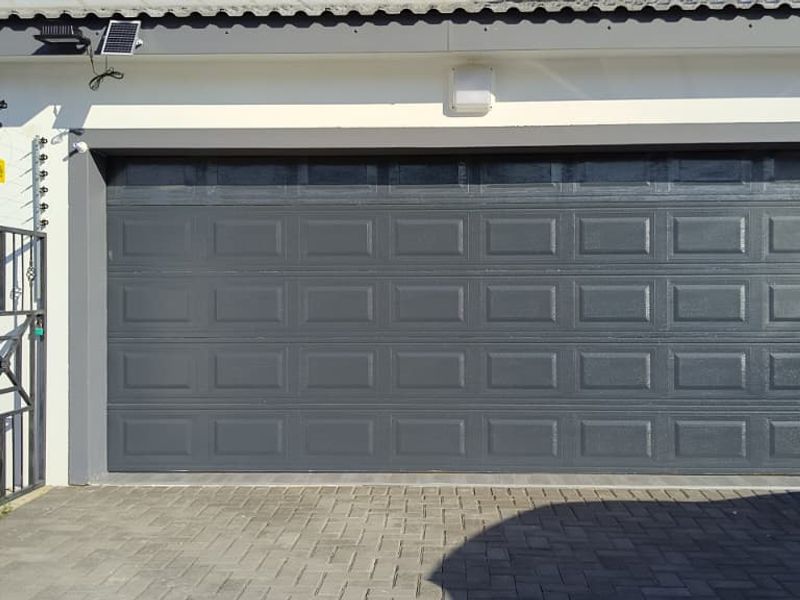 Spacious 3-Bedroom Home to Rent in Fountains Estate – Available 1 August 2026 - Photo 2