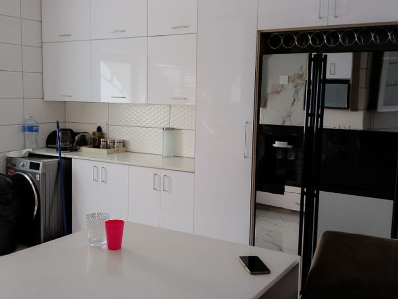 Spacious 3-Bedroom Home to Rent in Fountains Estate – Available 1 August 2026 - Photo 6
