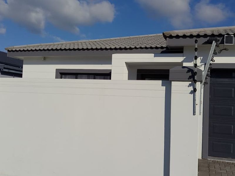 Spacious 3-Bedroom Home to Rent in Fountains Estate – Available 1 August 2026 - Photo 1
