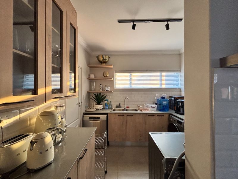 SPACIOUS AND LUXURIOUS DUPLEX 3 BEDROOMS 2.5 FULL BATHROOMS IN MONTANA AVAILABLE FOR IMMEDIATE OCCUPATION  - Photo 7