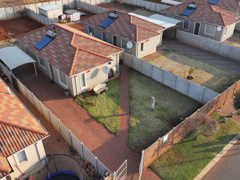 Prime family home up for grabs in Sky City - Photo 1