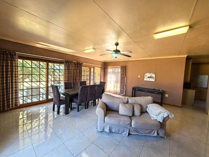 Breathtaking Views & Direct Water Access - Photo 10