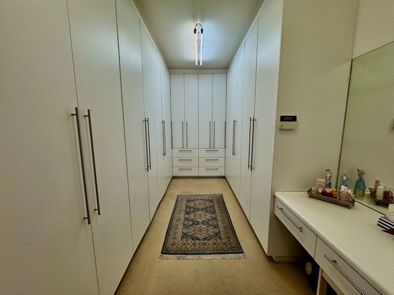 Luxury Secure Family Living At Its Finest - Photo 6