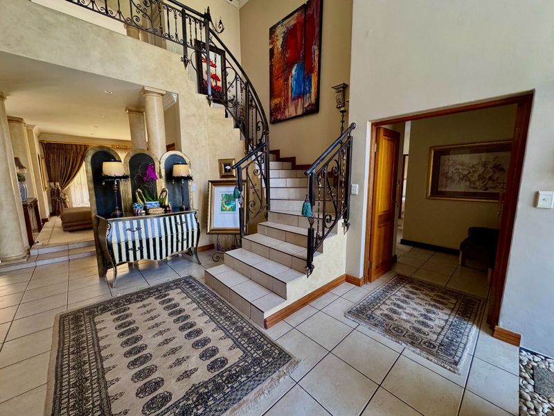 Luxury Secure Family Living At Its Finest - Photo 1