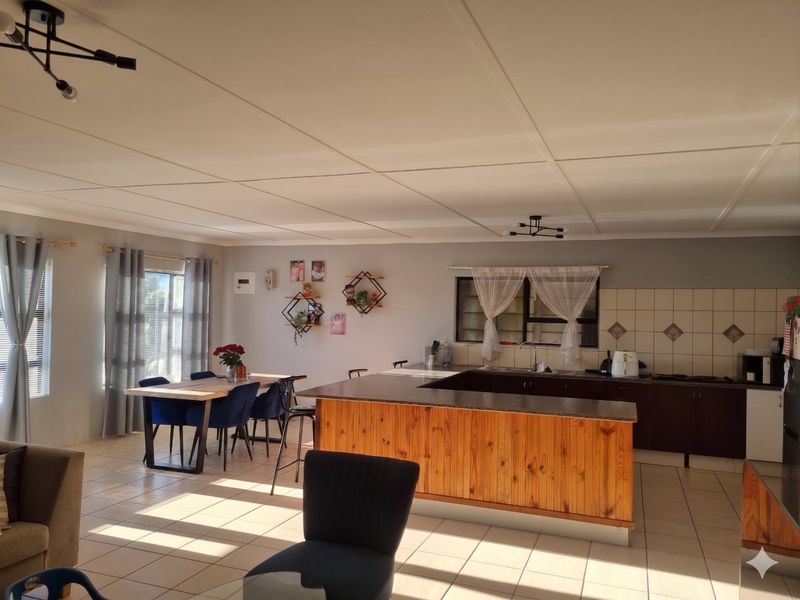 3 Bedroom House for Rent in Croydon / Somerset West - Photo 8