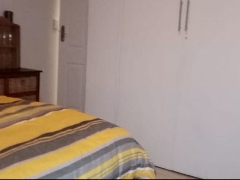 Chic 2-Bed Apartment in La Hoff with Patio, Braai and own garden - Photo 7