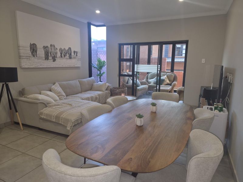 Modern Elegance Meets Estate Living in Six Fountains - Photo 3