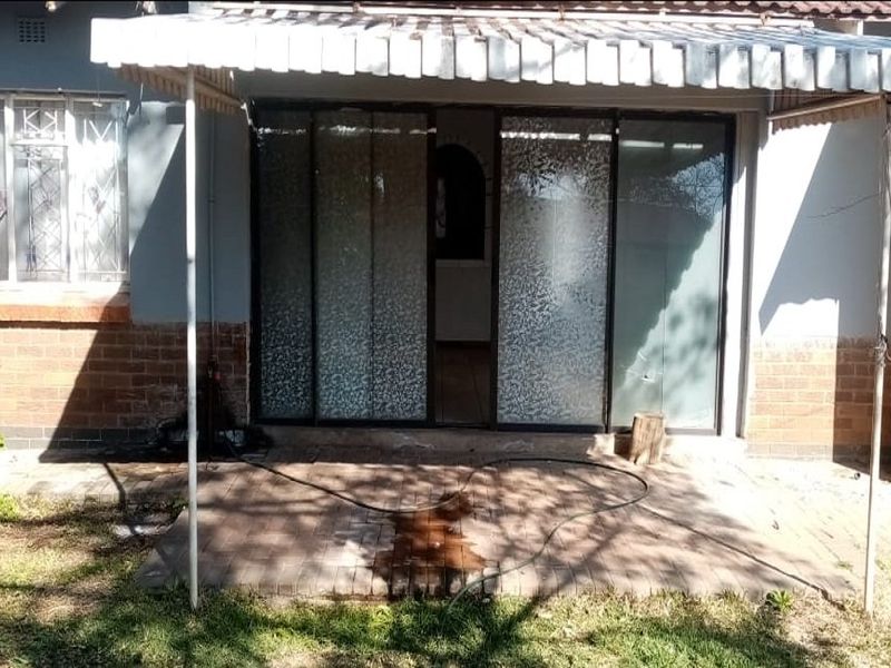 Stilfontein Charm with Pool and Flatlet - Photo 1