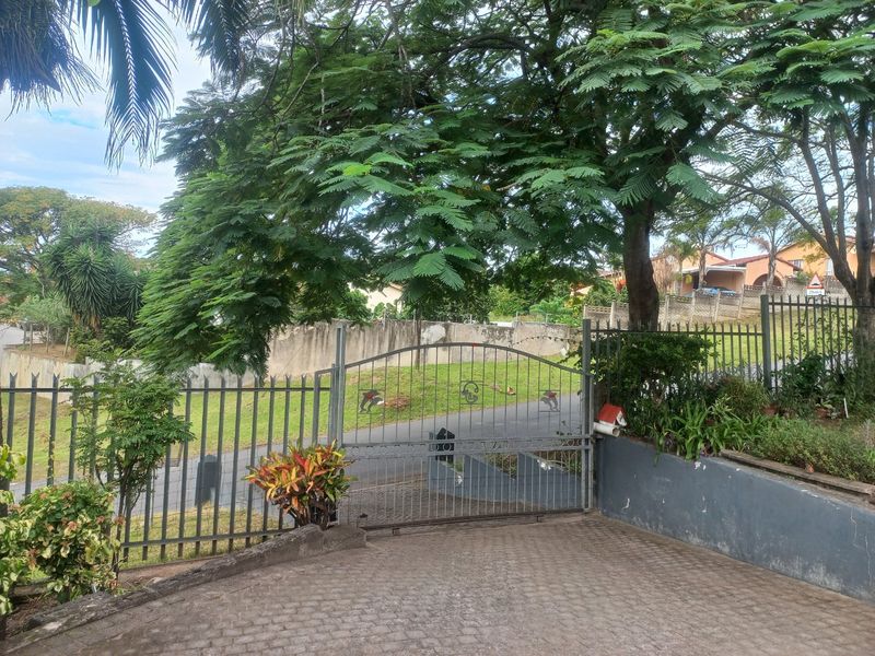LOVELY FAMILY HOME FOR SALE IN STANGER - Photo 6