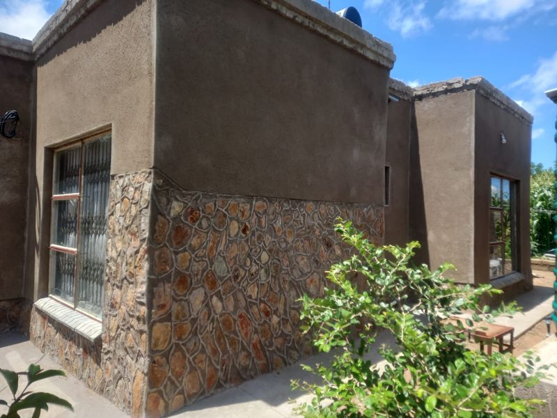 Charming Mankweng rural Home with Practical Living - Photo 4