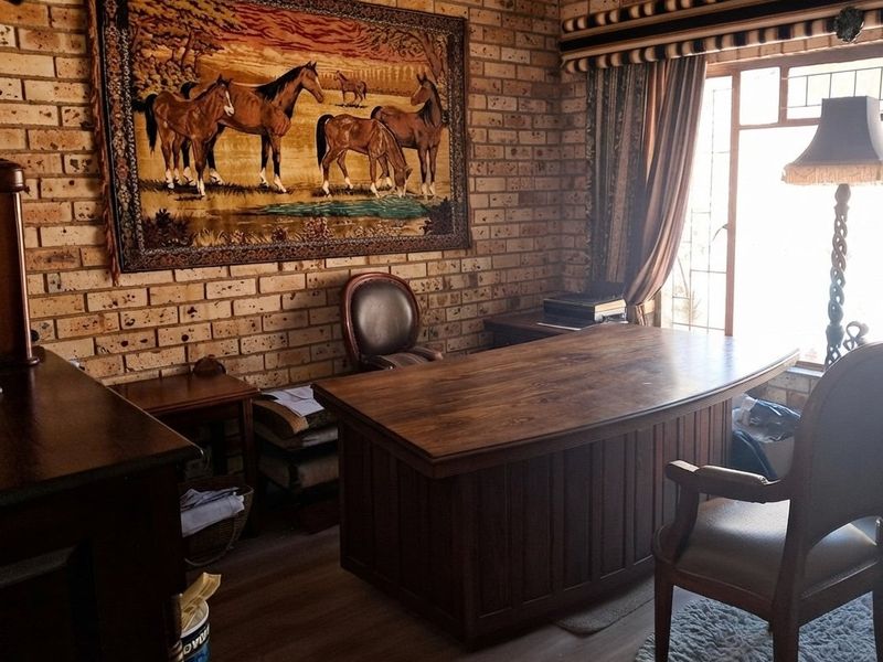 INVESTMENT PROPERTY /FAMILY HOME FOR SALE - Photo 10