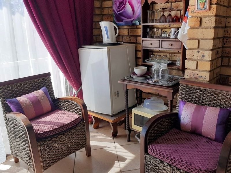 INVESTMENT PROPERTY /FAMILY HOME FOR SALE - Photo 9