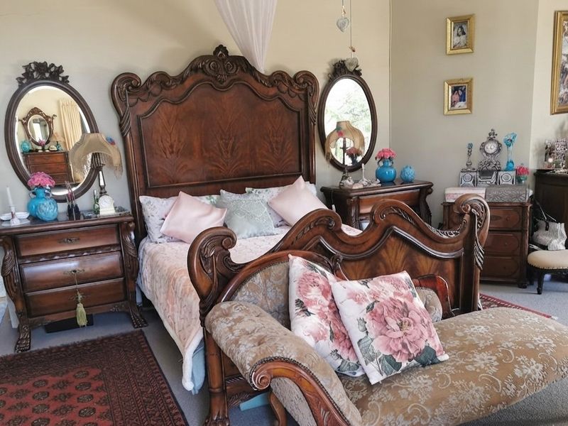 INVESTMENT PROPERTY /FAMILY HOME FOR SALE - Photo 7