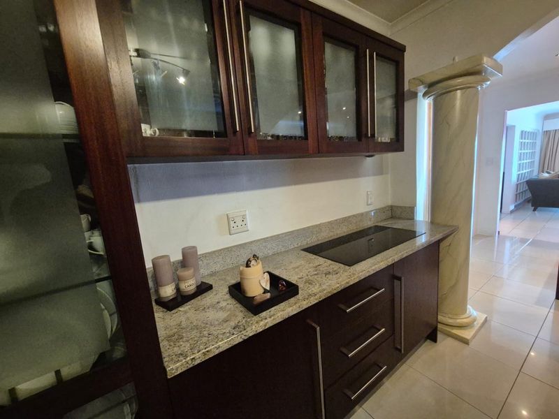 Spacious 7-Bedroom Family Home with Dual Living in Moorton - Photo 10