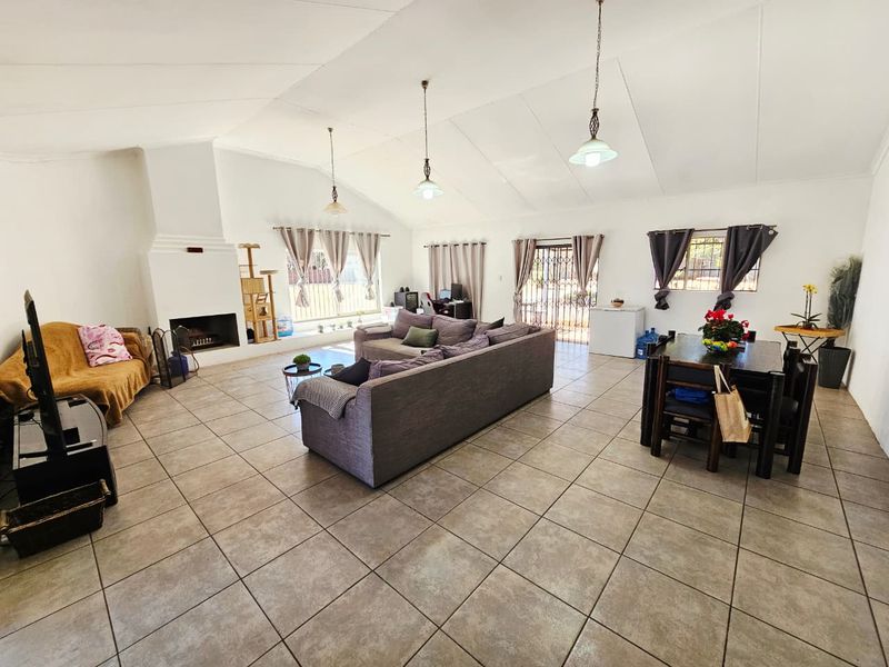 A Lovely Plot with dwellings for sale in Raslouw - Photo 9
