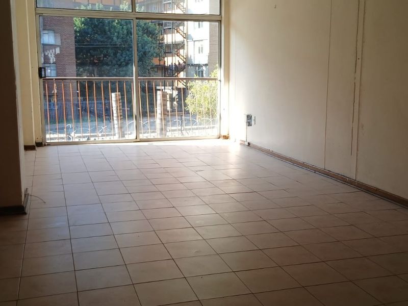 Spacious 2-Bedroom Apartment to Rent at Sunnyvilla - Photo 4