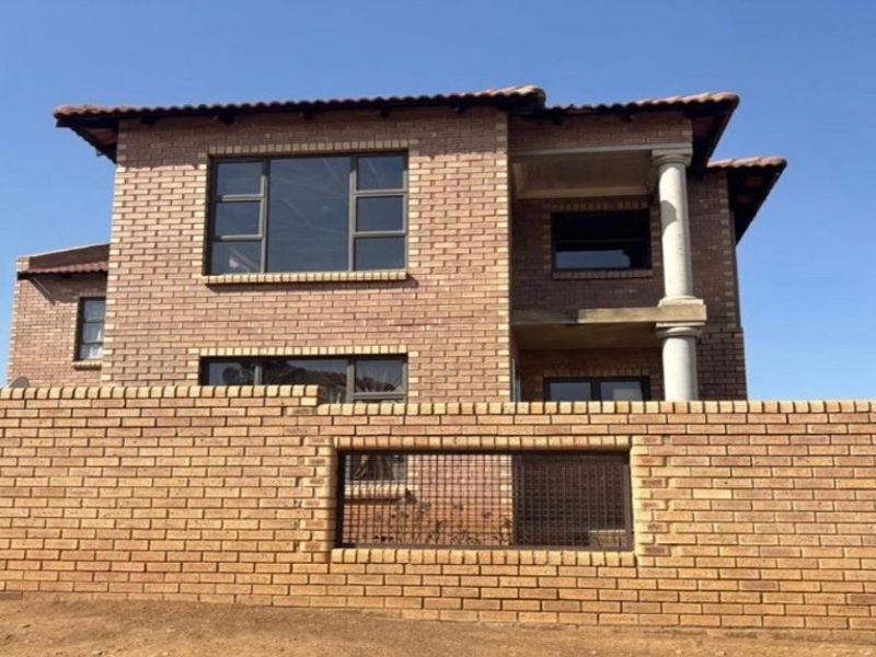 House for sale in Naturena  - Photo 2