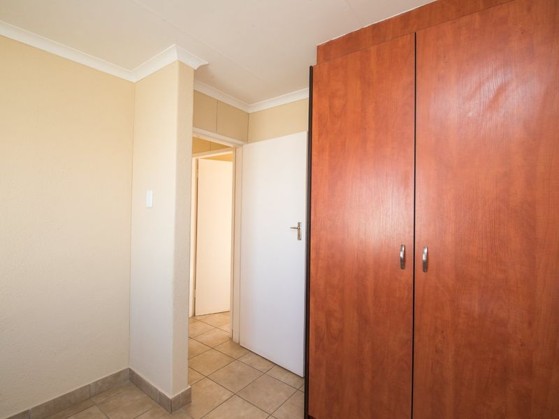 Stunning 3-bedroom house for sale in Sky City - Photo 2