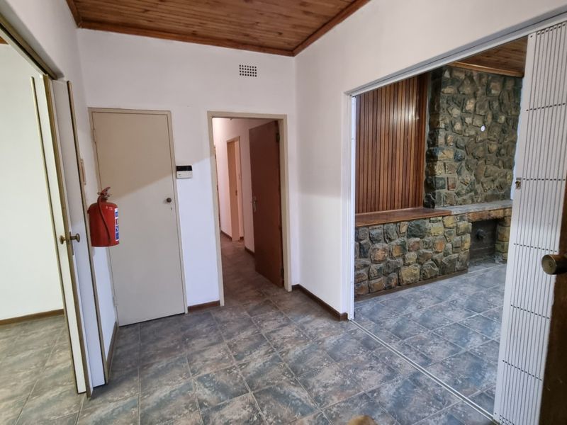 4 Bedroom House to Rent  - Photo 10