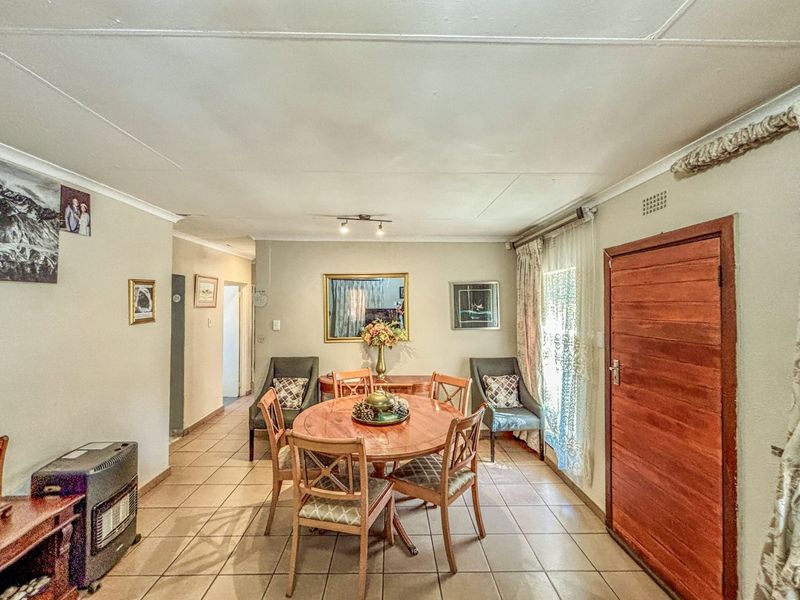 3 bedroom Family Home in Birch Arcres - Photo 3