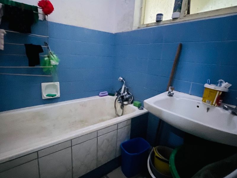 1.5 Bed Apartment in Durban Central for Sale - Photo 4