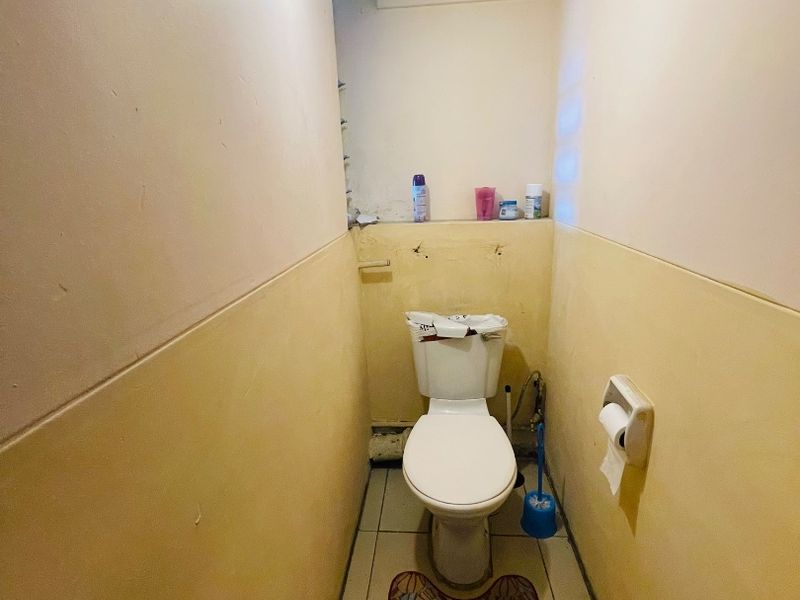 1.5 Bed Apartment in Durban Central for Sale - Photo 6