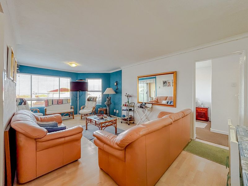 Ground Floor Coastal Perfection: The Ultimate Retirement Haven or Income-Generating Holiday Investment - Photo 2