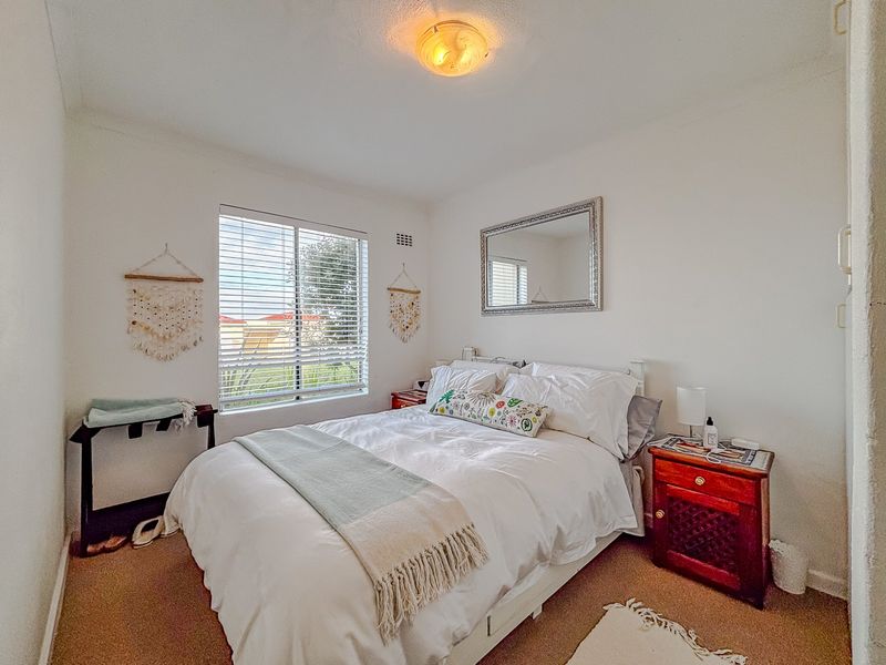 Ground Floor Coastal Perfection: The Ultimate Retirement Haven or Income-Generating Holiday Investment - Photo 10