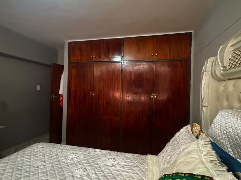 Spacious & Sun-Filled 2-Bedroom Apartment for Sale in Drieankerhof, Muckleneuk - Photo 7